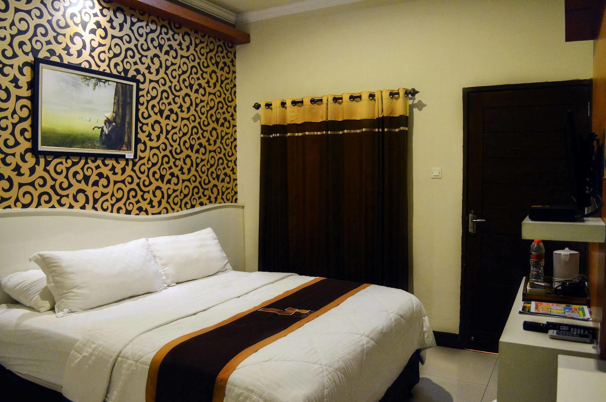 Kabana Hotel Mataram Zewnętrze zdjęcie